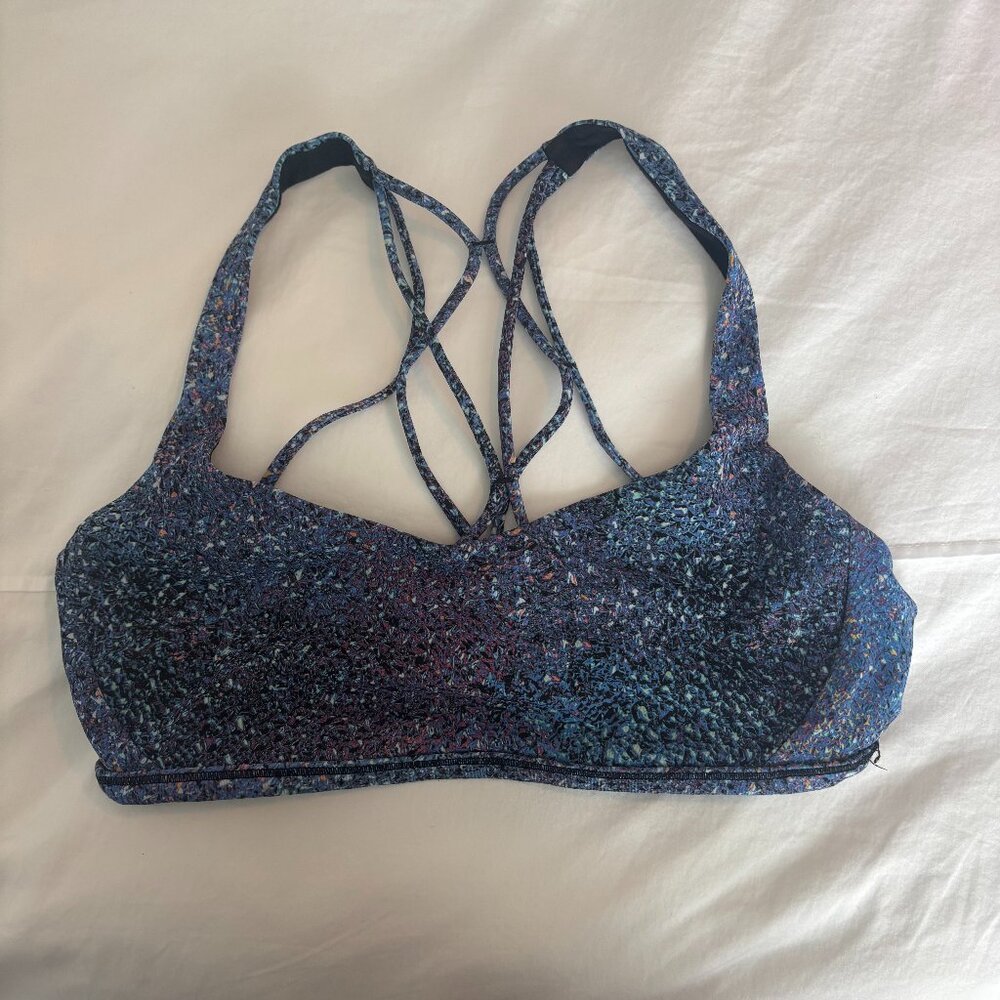 Lululemon Free To Be Zen Sports Bra